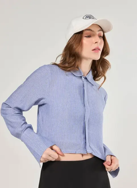 Camisa Cropped Listrada Azul