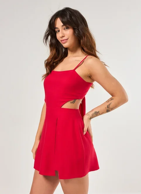 Vestido Macaquinho Curto Com Fenda