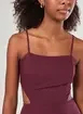 Vestido Macaquinho Curto Com Fenda