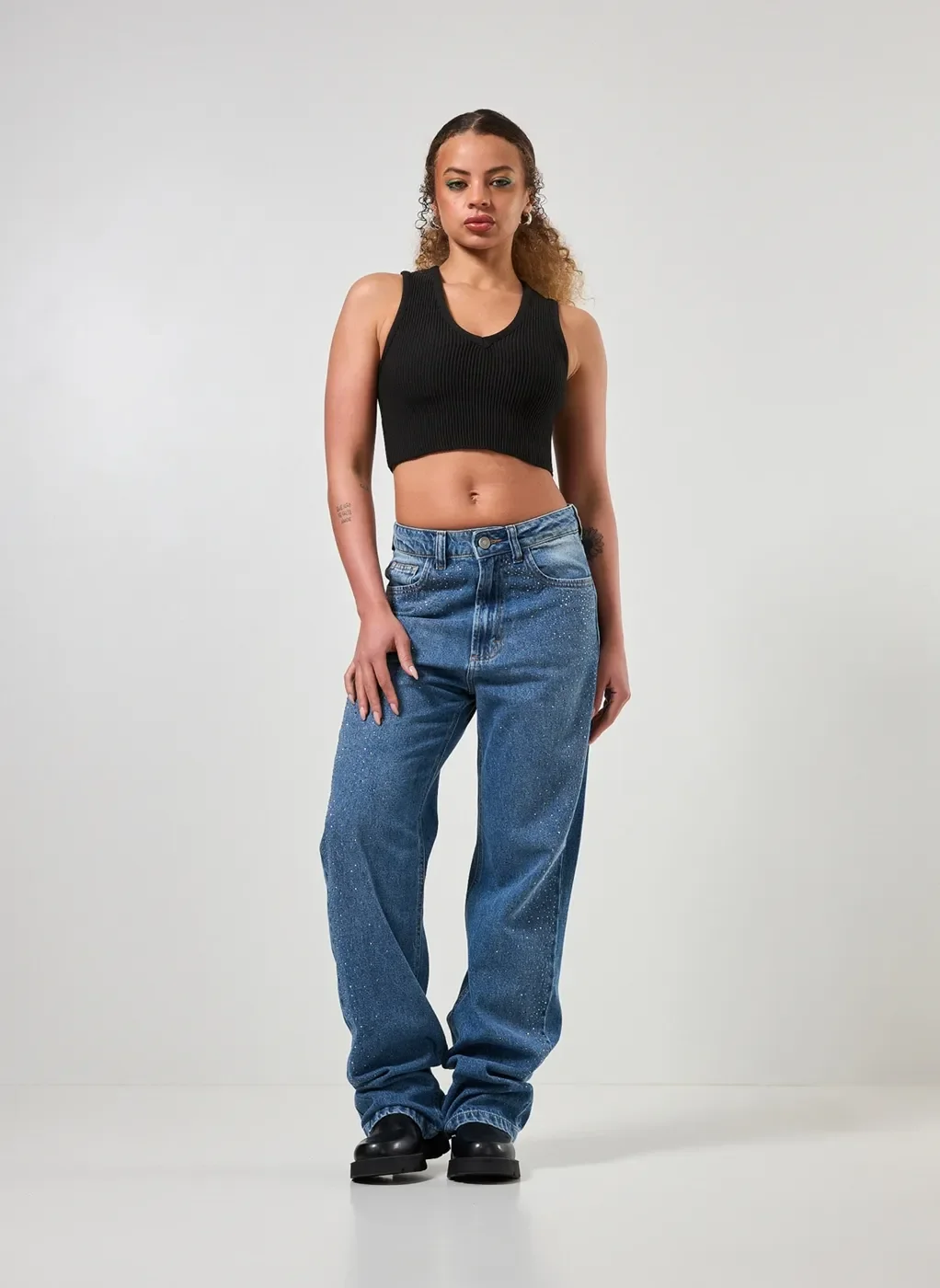 Regata Básica De Retílinea Com Decote V