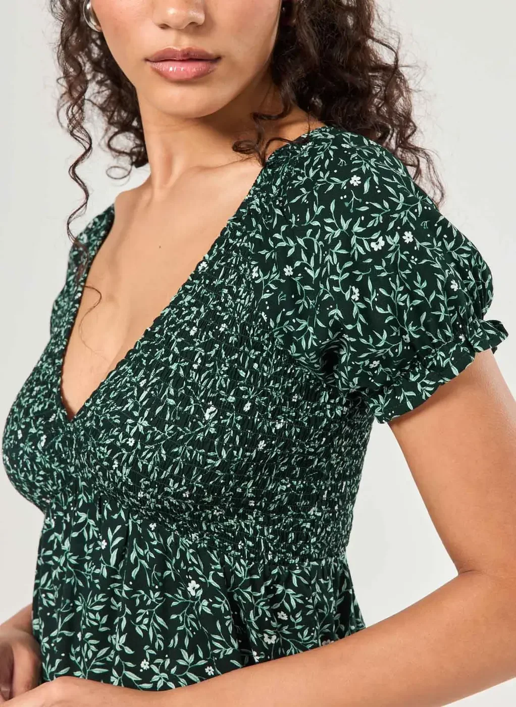 Cropped Manguinha Bufante Verde Estampado