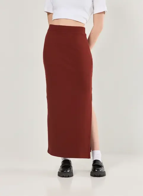 Saia Midi Em Malha Canelada Com Fenda