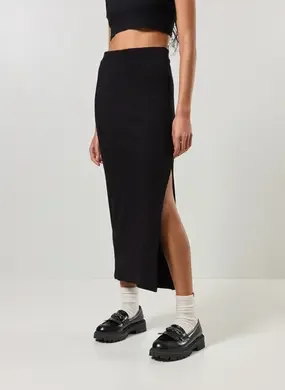 Saia Midi Em Malha Canelada Com Fenda