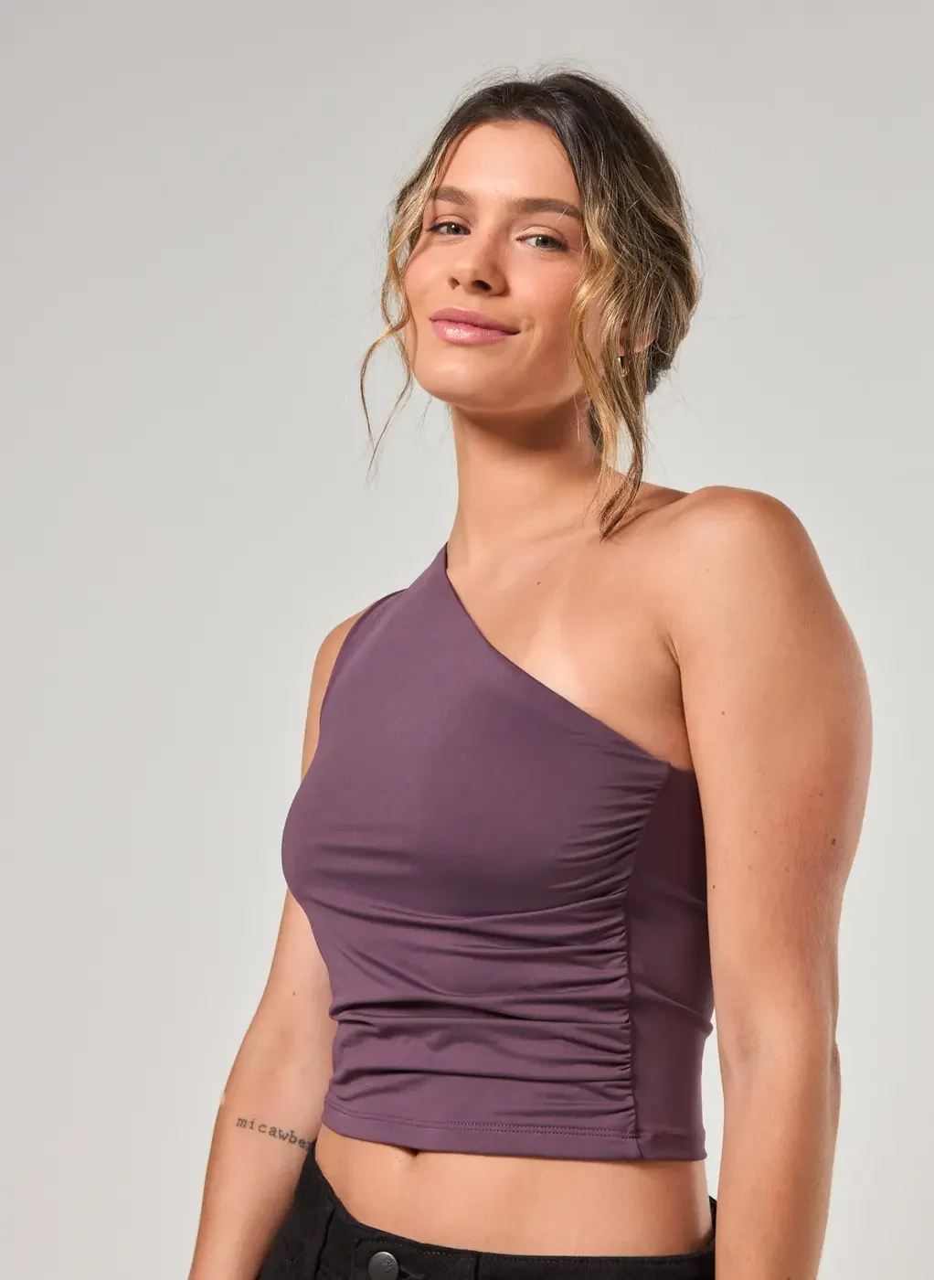 Blusa Ombro Único Em Poliamida