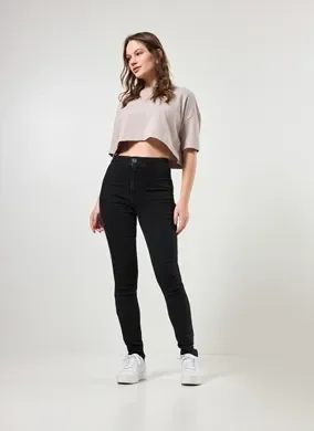 Calça Jeans Skinny Básica Com Elastano