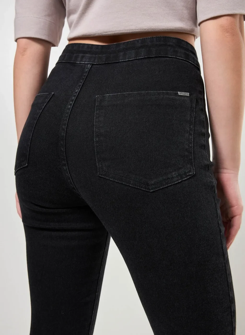 Calça Jeans Skinny Básica Com Elastano