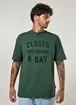 Camiseta Box Verde Com Escrito Em Veludo