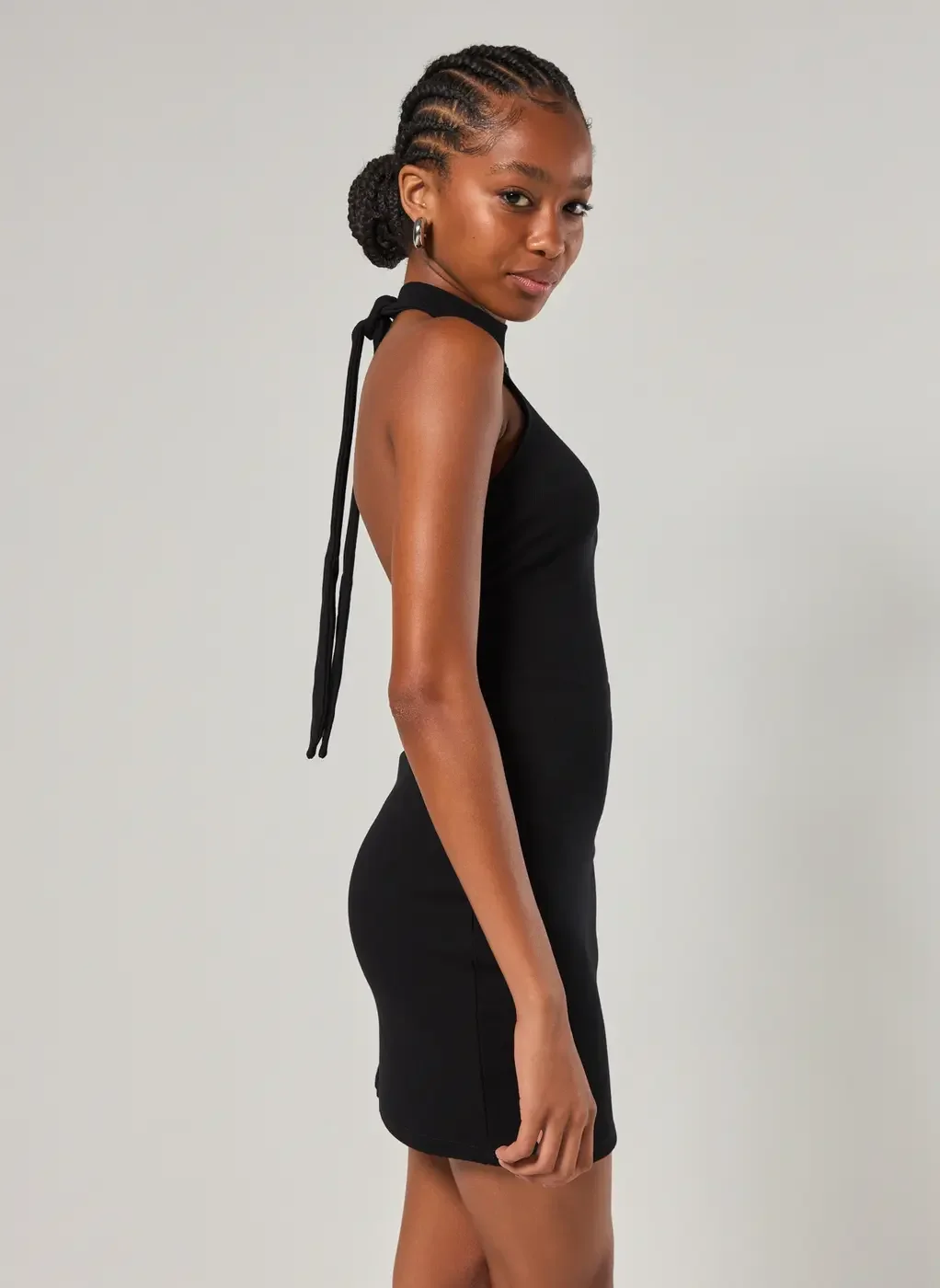 Vestido Curto Com Amarração