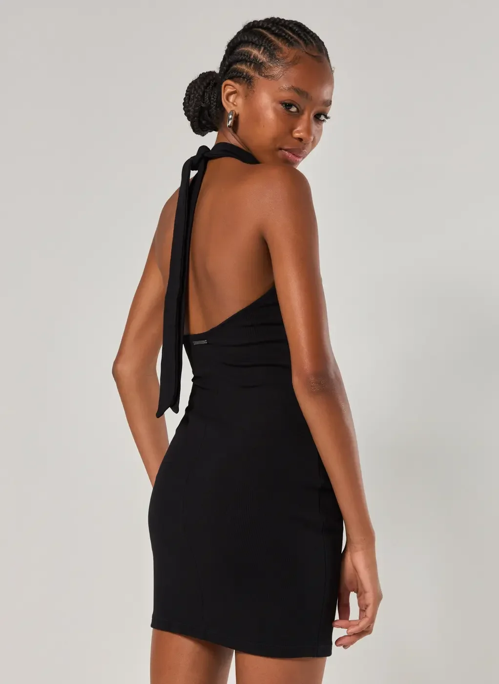 Vestido Curto Com Amarração