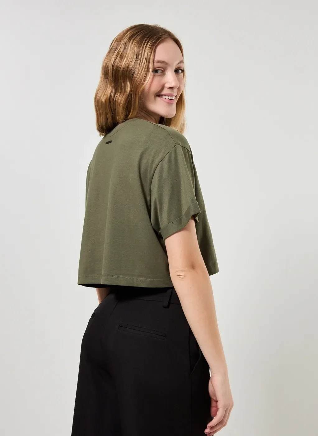 Camiseta Cropped De Manga Curta