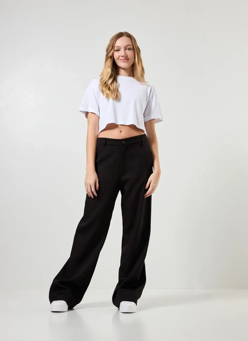 Camiseta Cropped De Manga Curta