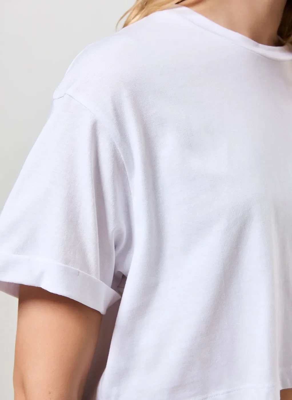 Camiseta Cropped De Manga Curta