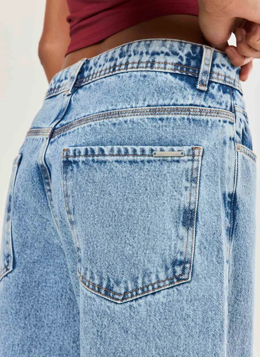 Calça Wide Leg Jeans Cintura Média