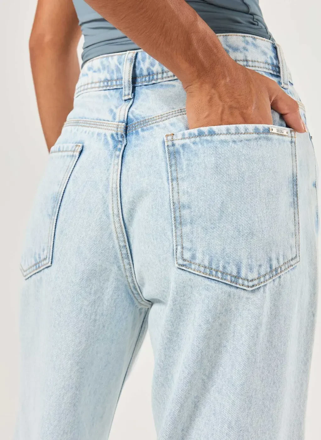 Calça Wide Leg Jeans Cintura Média