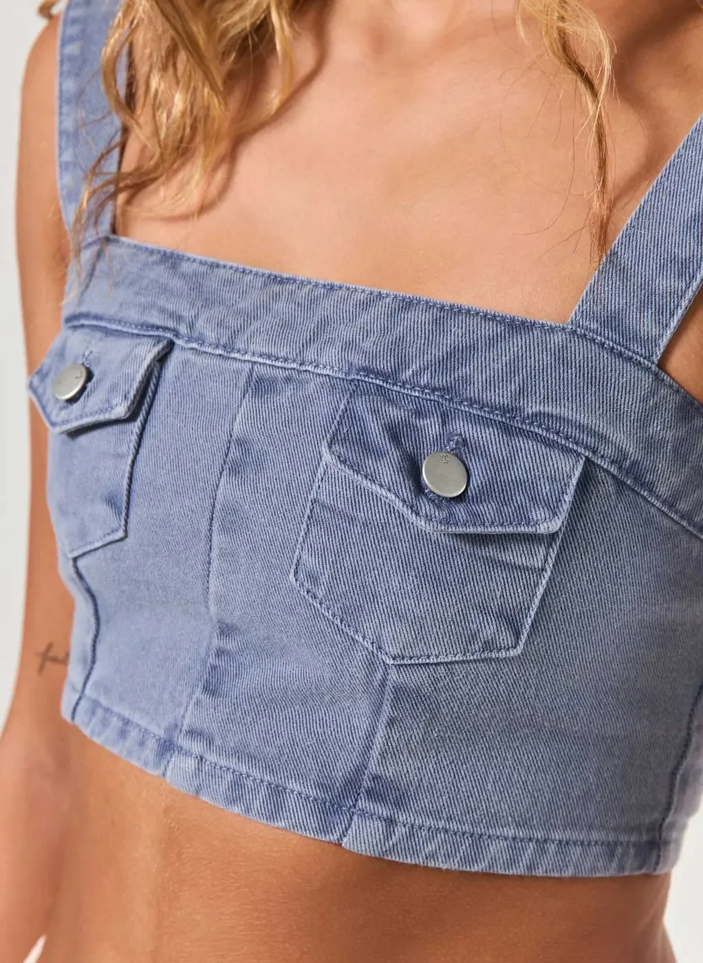 Cropped Cargo Em Sarja Azul