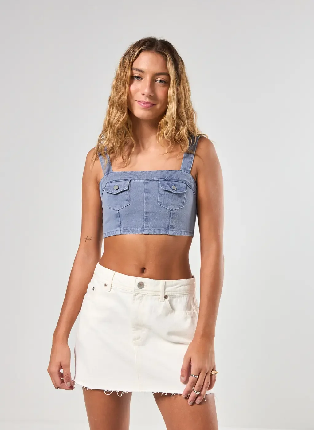 Cropped Cargo Em Sarja Azul