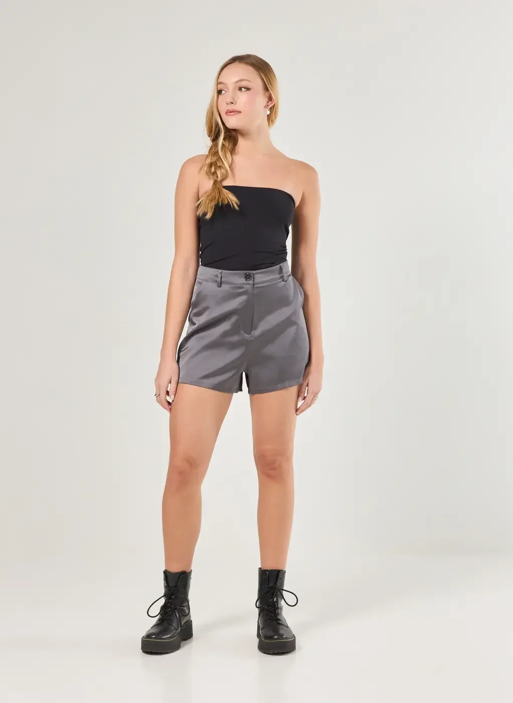 Short Em Cetim Chumbo