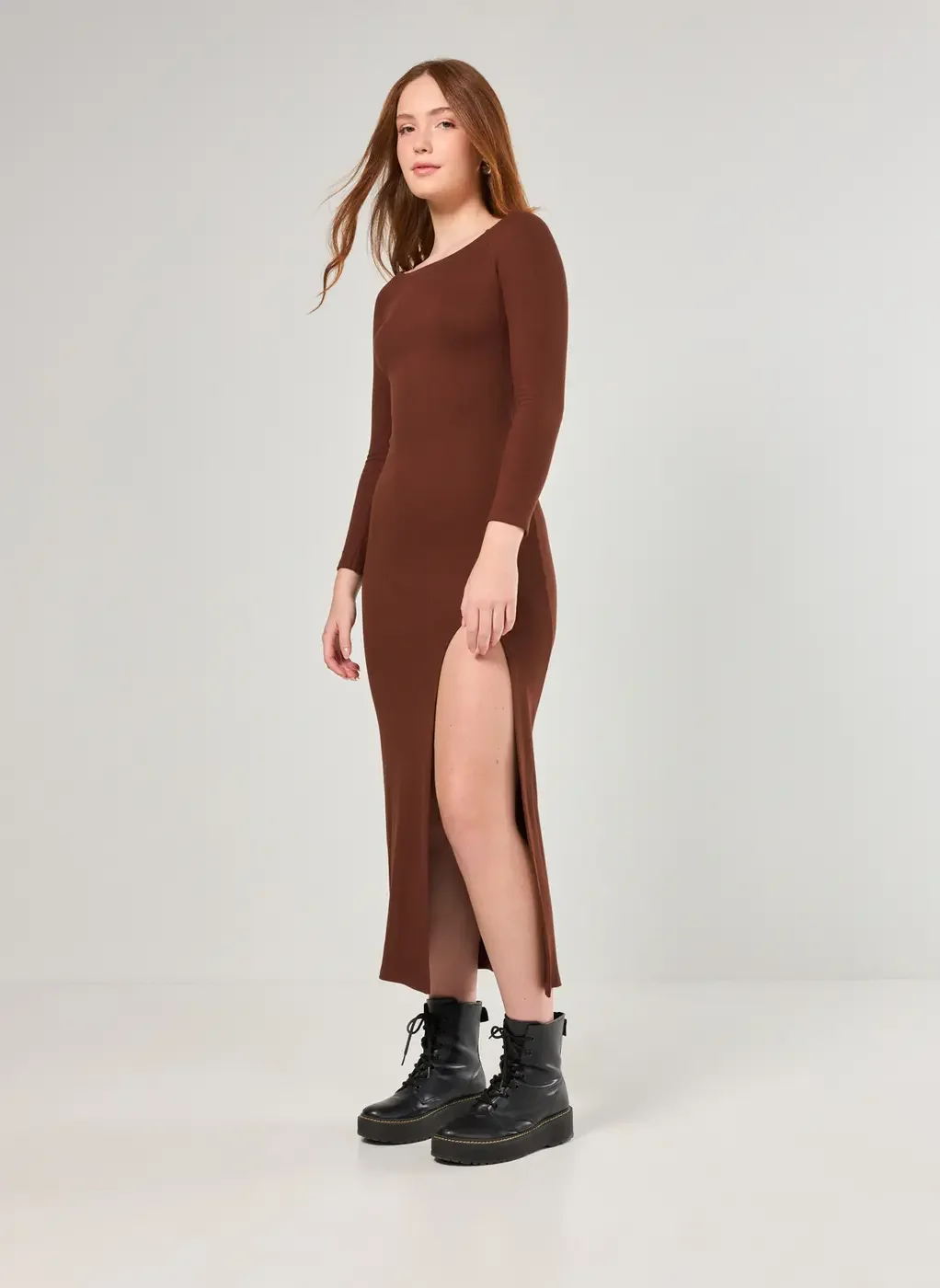 Vestido Midi De Manga Longa Com Fenda