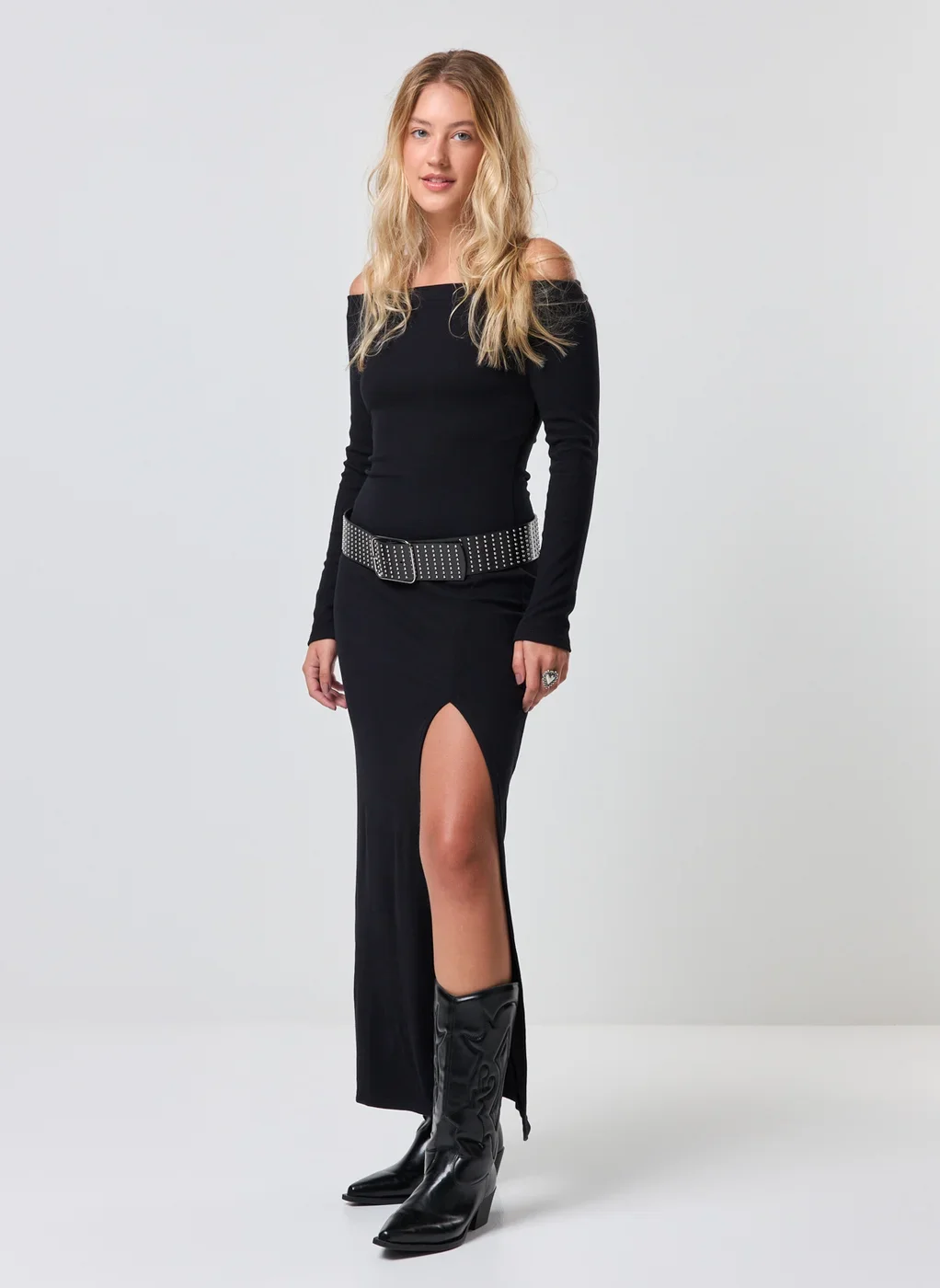 Vestido Midi De Manga Longa Com Fenda