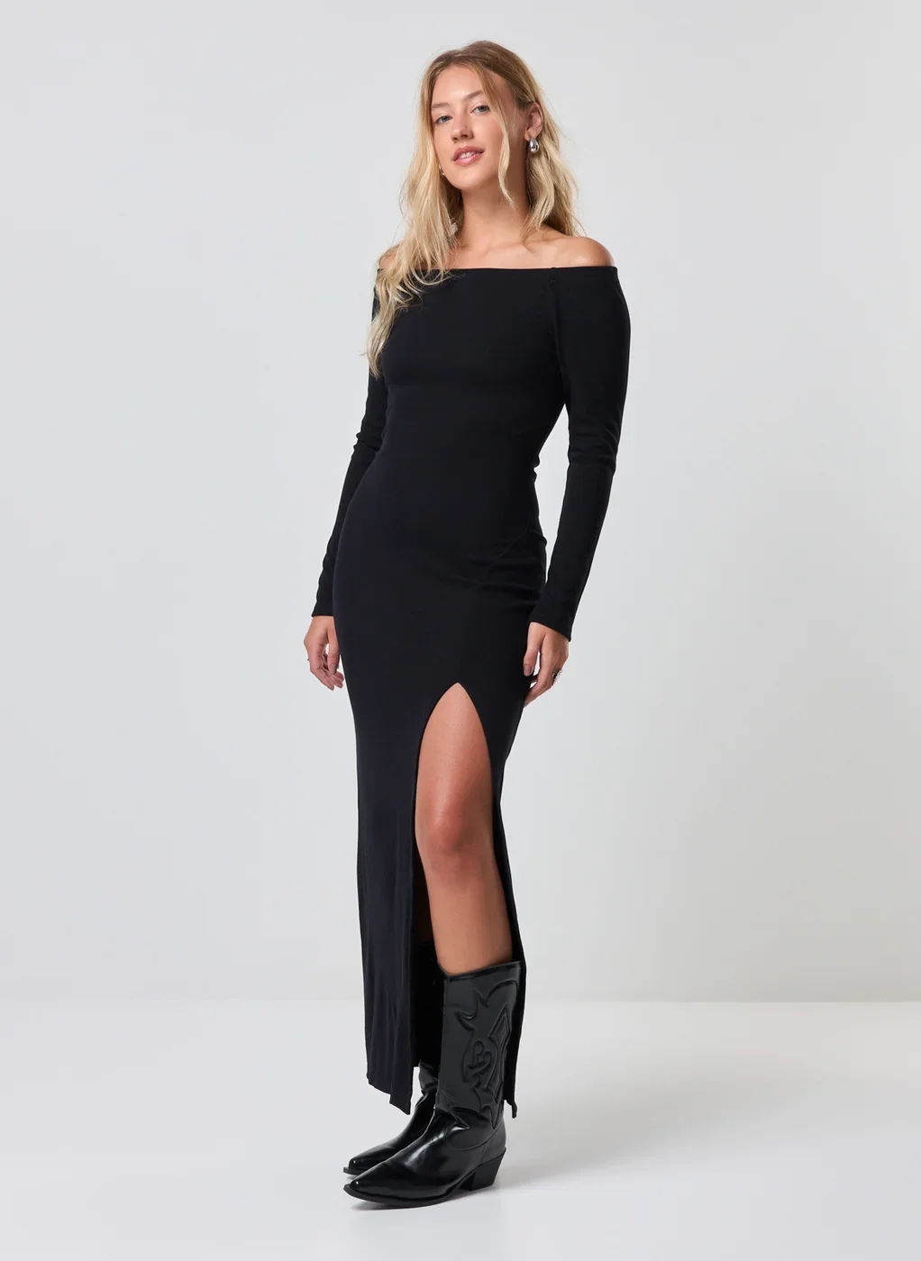 Vestido Midi De Manga Longa Com Fenda