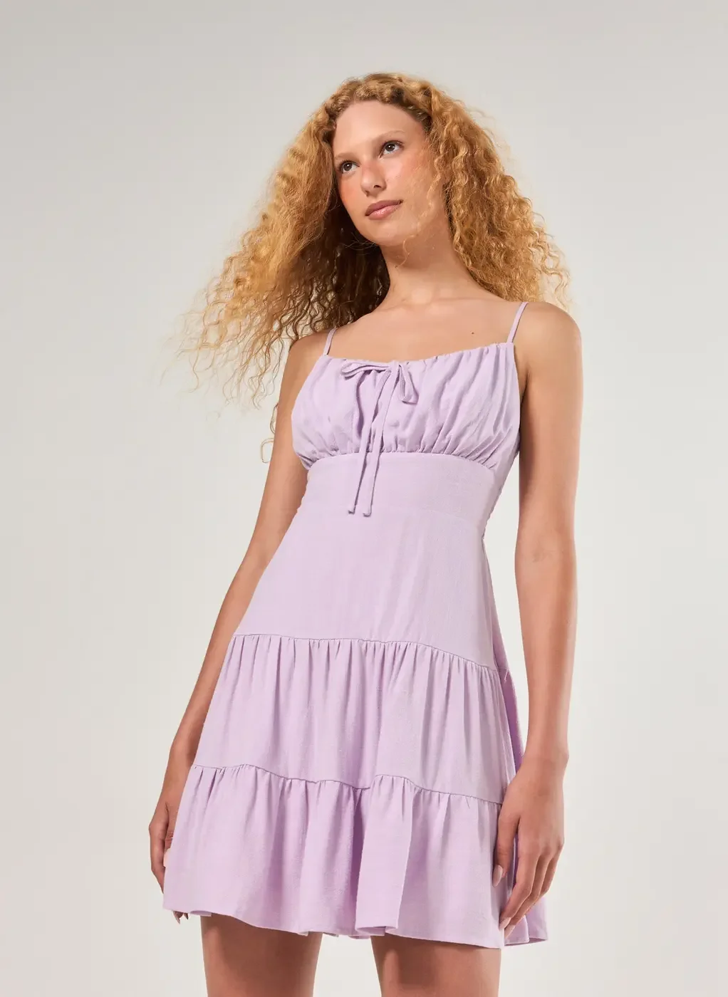 Vestido Curto Alcinha Linho