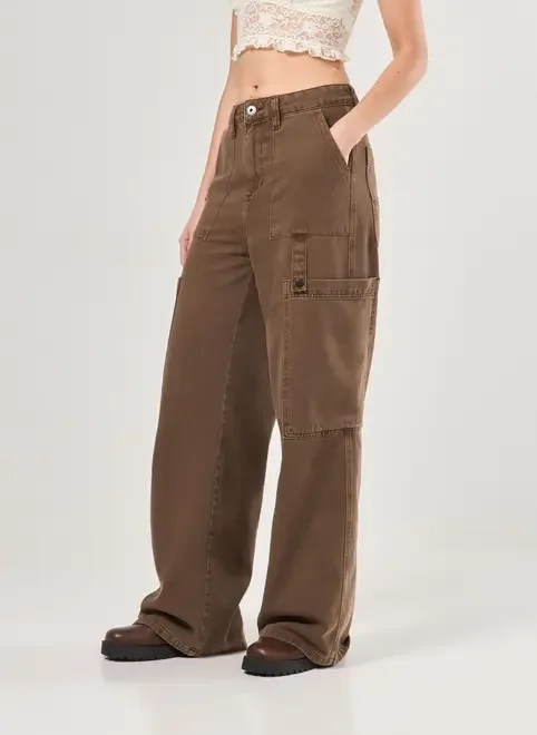 Calça Cargo Em Sarja