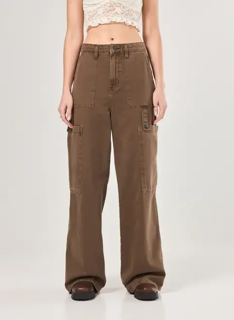 Calça Cargo Em Sarja