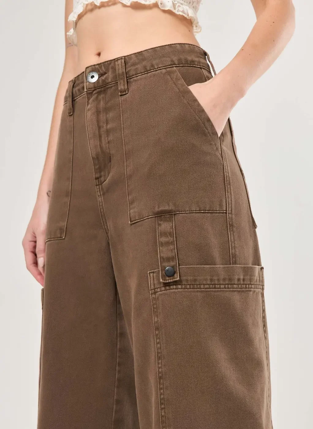 Calça Cargo Em Sarja