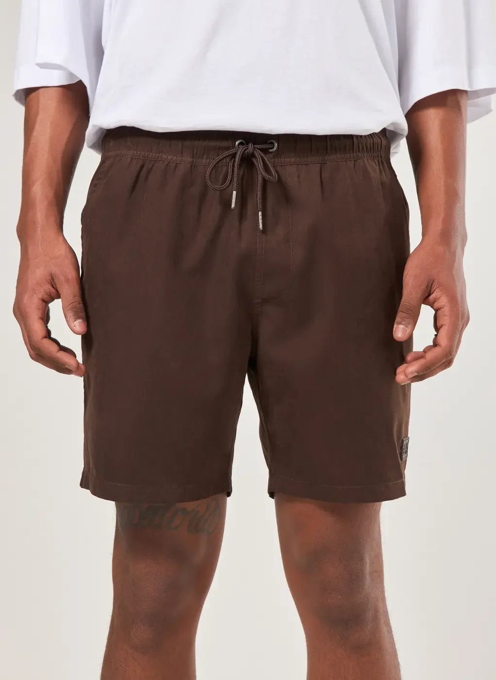 Bermuda Em Tecido Estonado