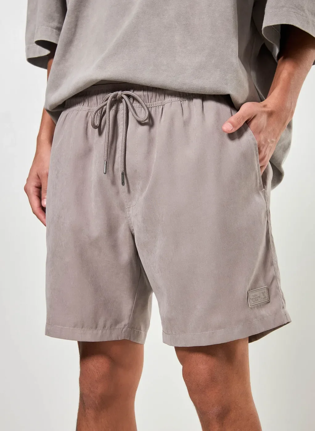 Bermuda Em Tecido Estonado