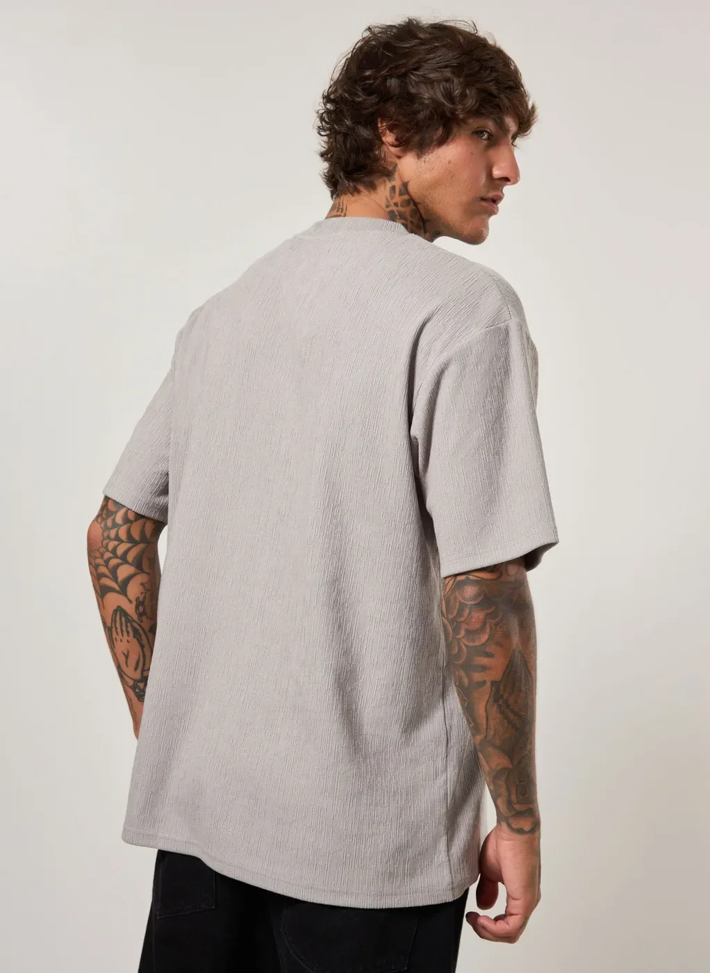 Camiseta Box Em Malha Cinza Texturizada