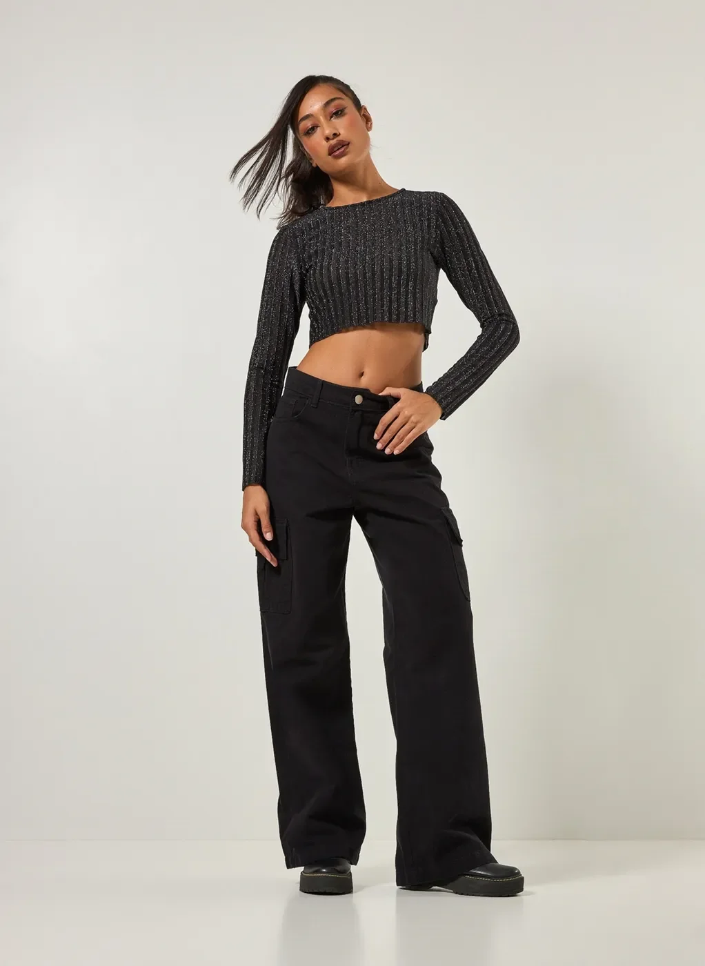 Blusa Cropped Manga Longa Com Brilho