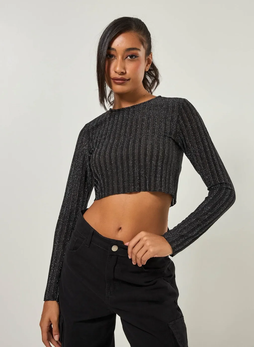 Blusa Cropped Manga Longa Com Brilho
