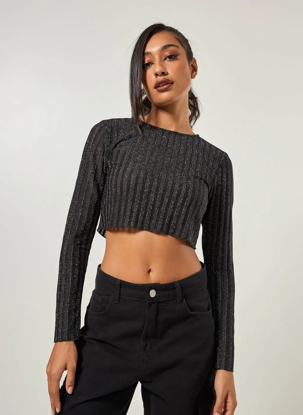 Blusa Cropped Manga Longa Com Brilho