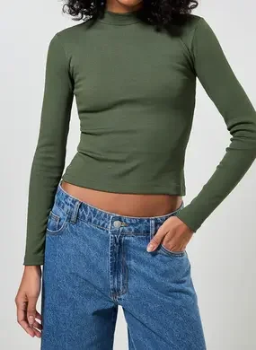 Blusa Manga Longa Com Golinha