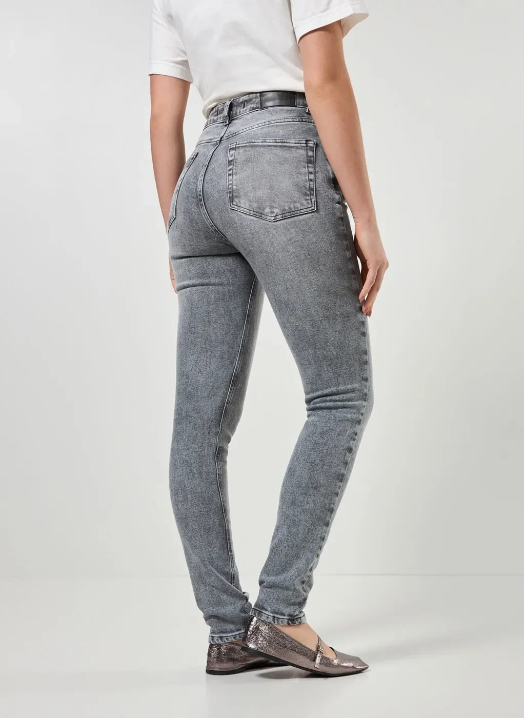 Calça Jeans Skinny Cintura Alta