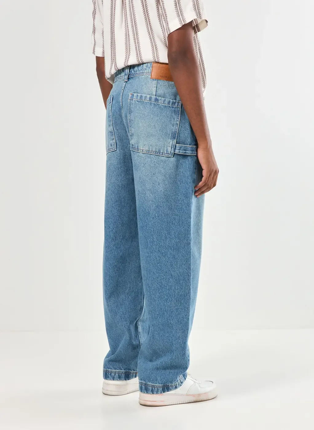 Calça Baggy Jeans Com Chaveiro