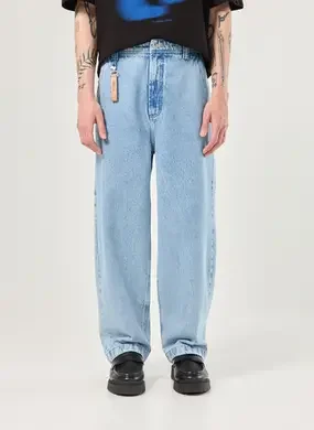 Calça Baggy Jeans Com Chaveiro