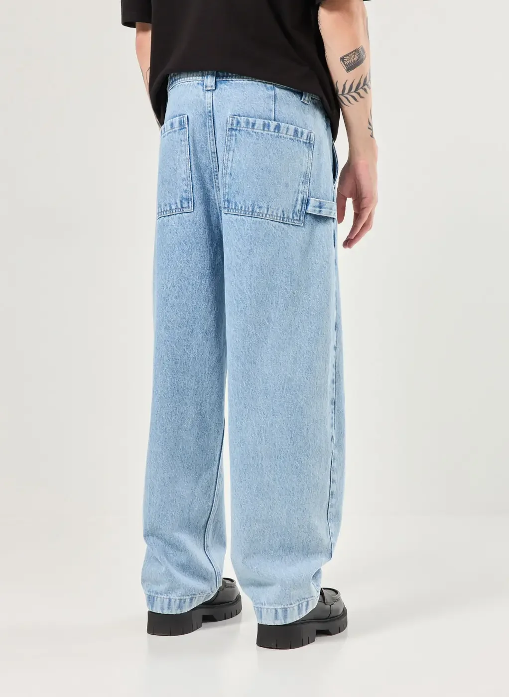 Calça Baggy Jeans Com Chaveiro