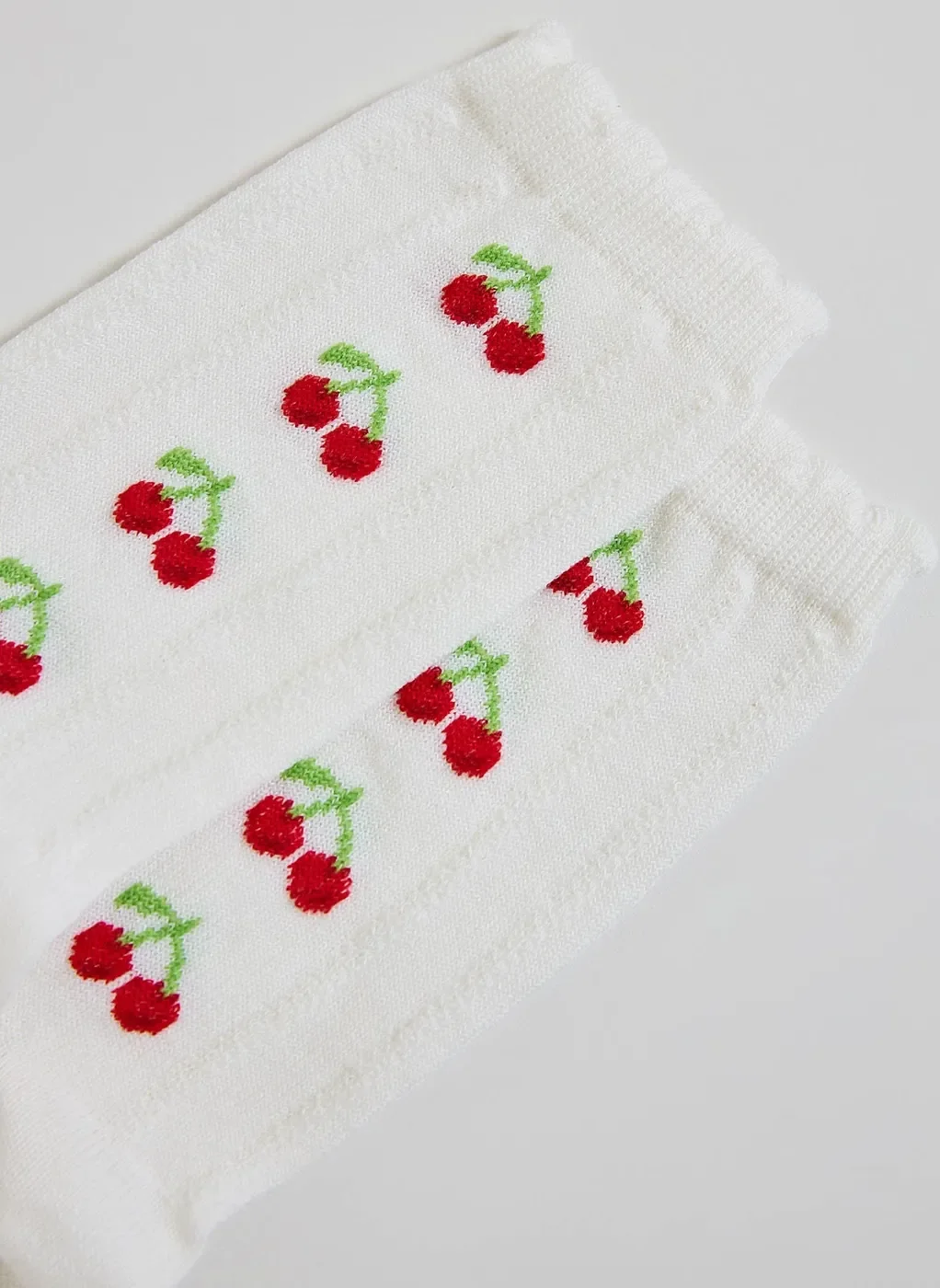 Meia Off-White Cerejas