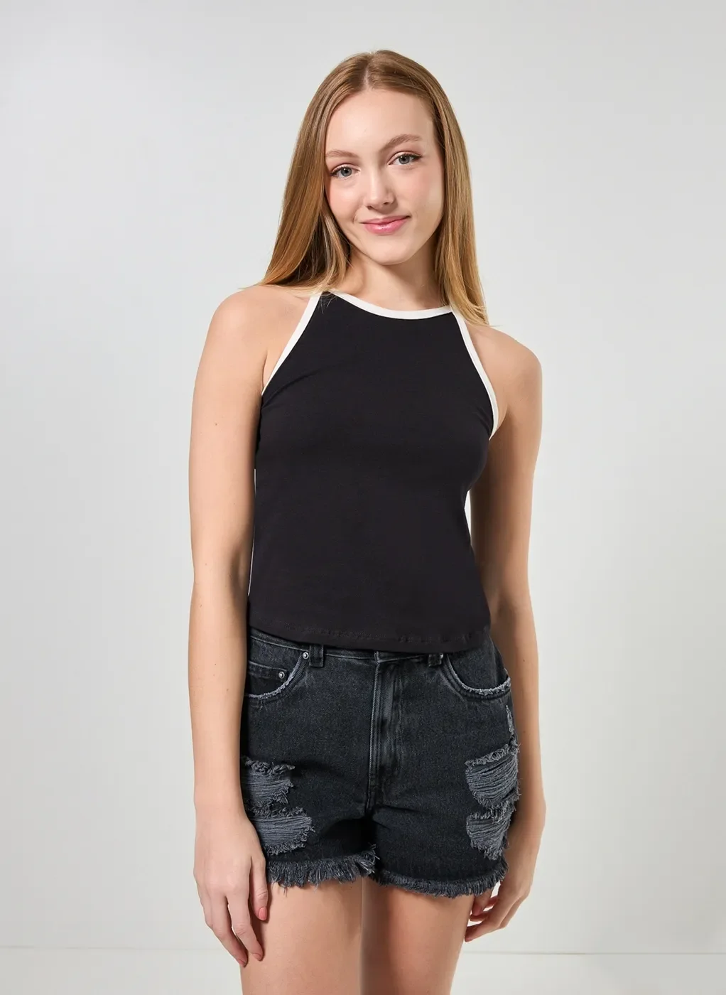 Blusa Halter Detalhe Contrastante