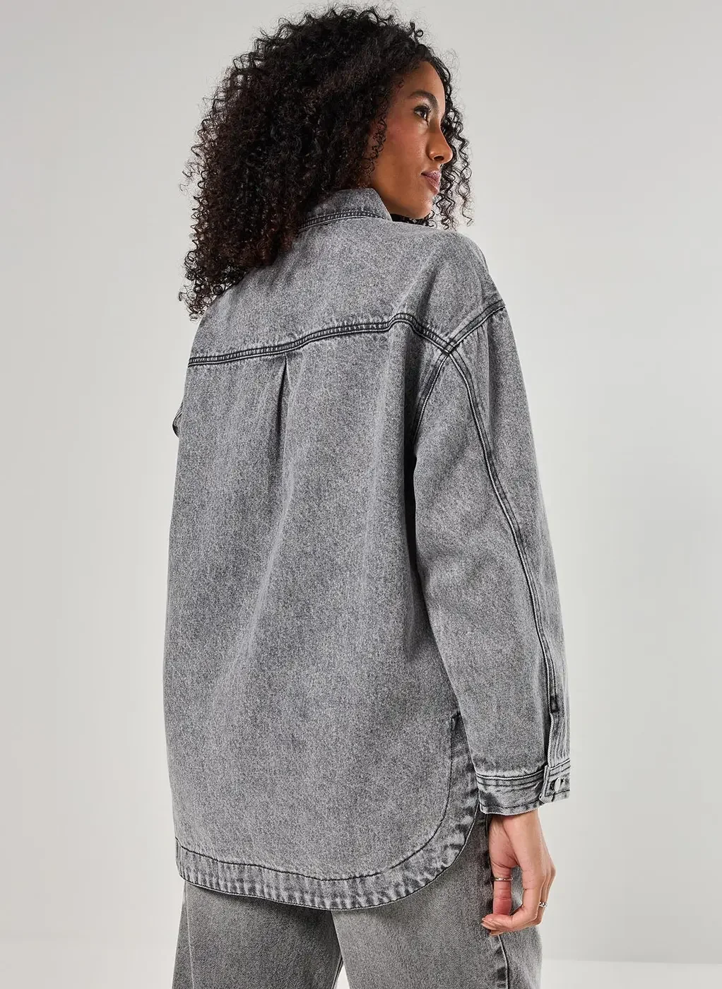 Jaqueta Estilo Camisa Jeans Cinza