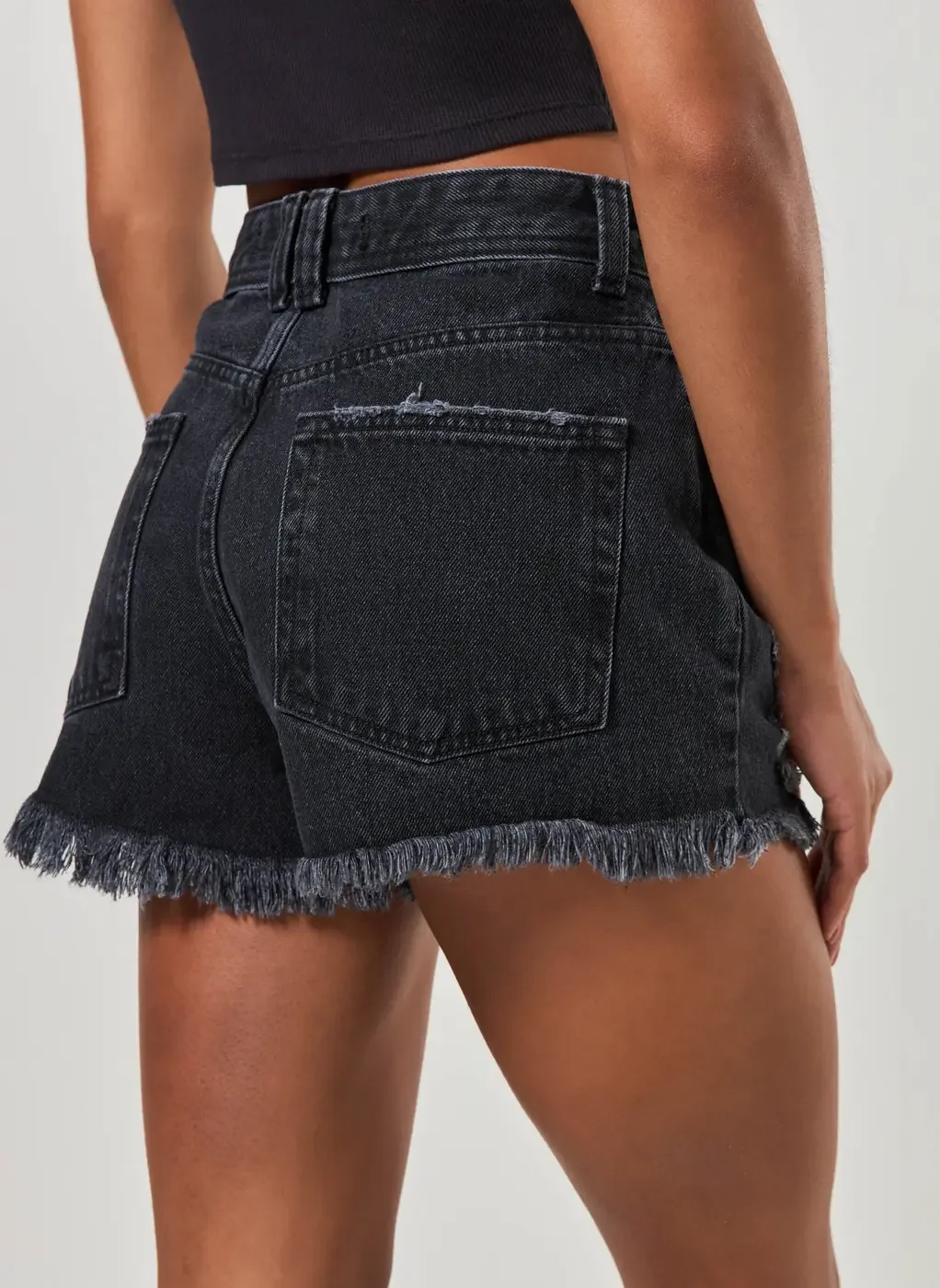 Short Jeans Hot Pants Com Barra Desfiada