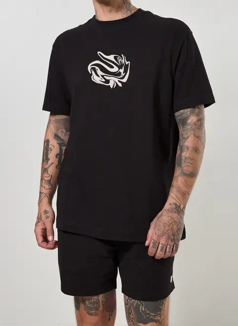 Camiseta Box Estruturada Com Estampa