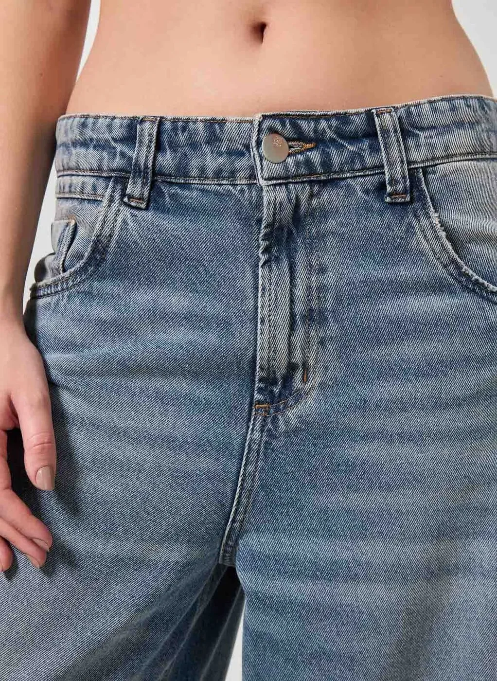 Calça Jeans Wide Leg Ampla Cintura Baixa