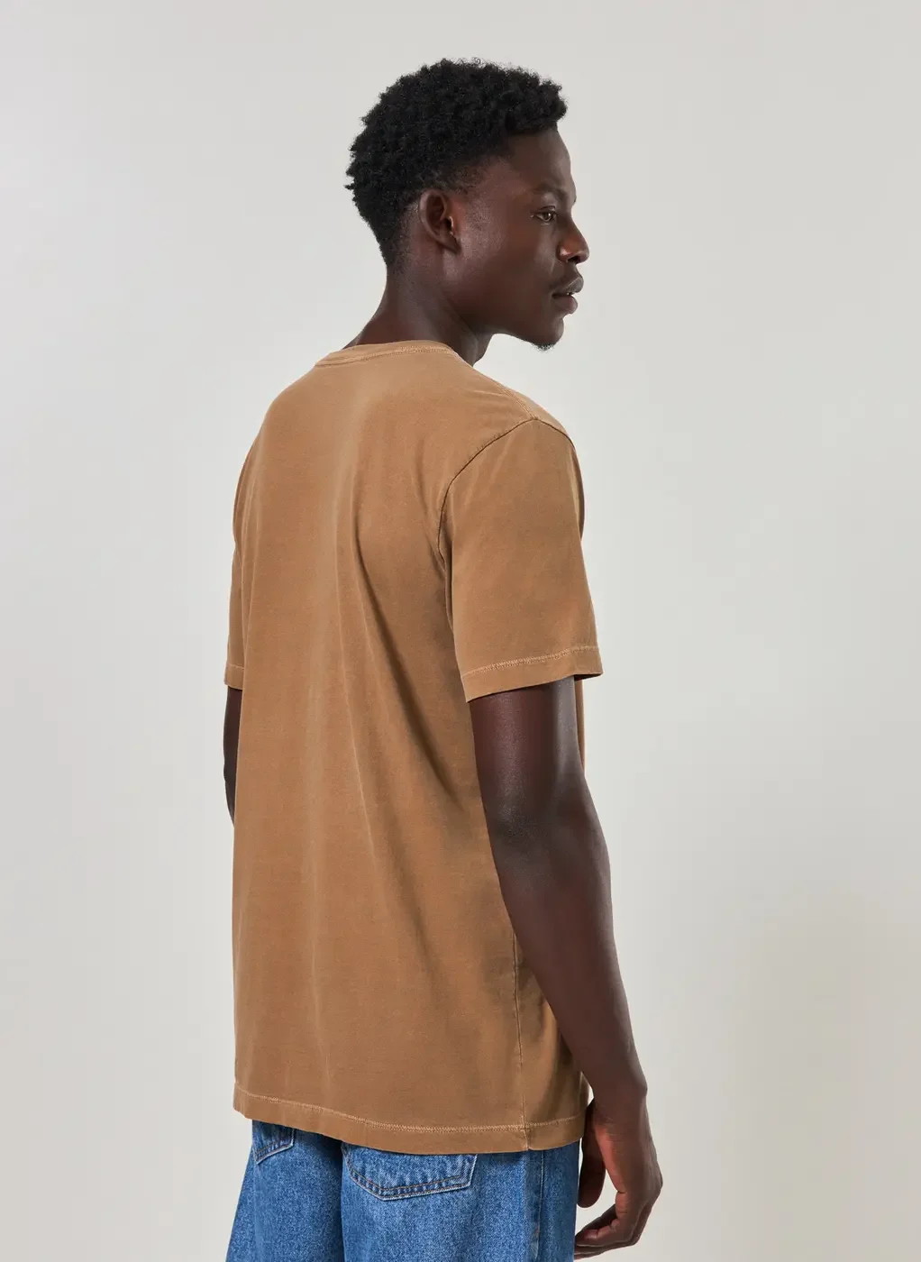 Camiseta Marrom Estonada Home