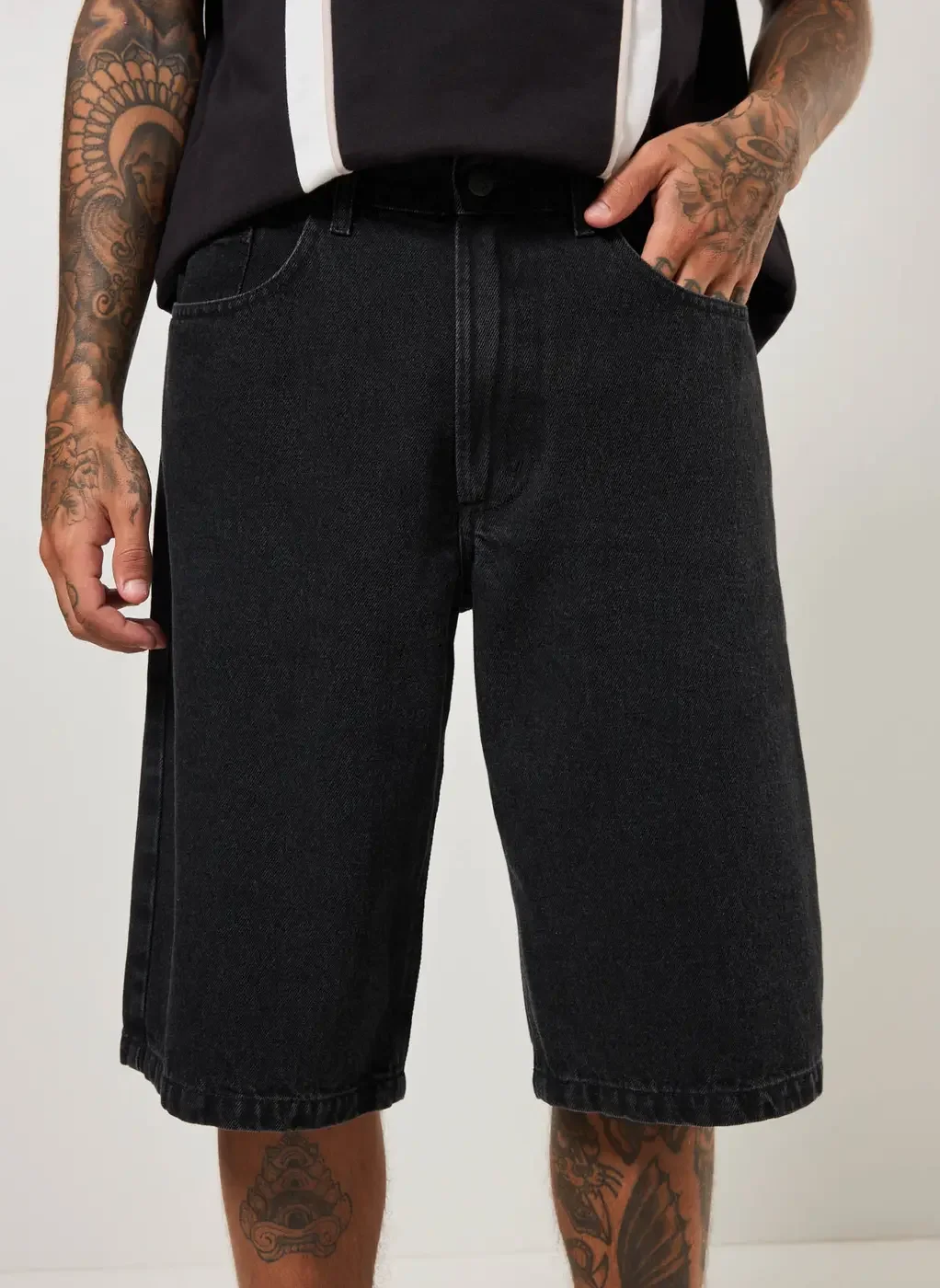 Bermudão Jeans Preto Jorts