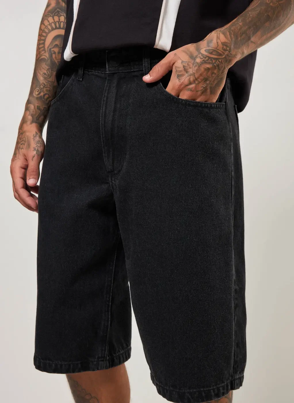 Bermudão Jeans Preto Jorts
