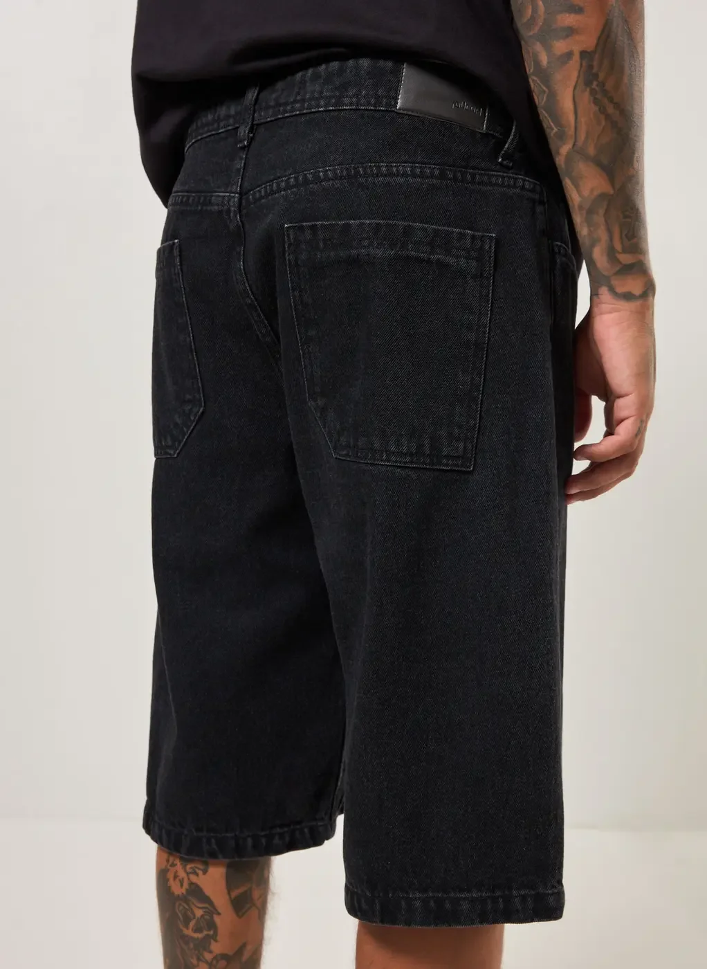 Bermudão Jeans Preto Jorts