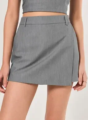 Short Saia Alfaiataria Cinza